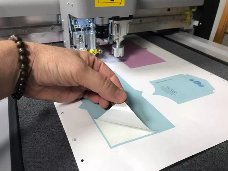 Impression d'adhésif personnalisé à l'imprimerie DFS+ à Aix-en-Provenceadhesif_personnalise Impression d'adhésif personnalisé à l'imprimerie DFS+ à Aix-en-Provence